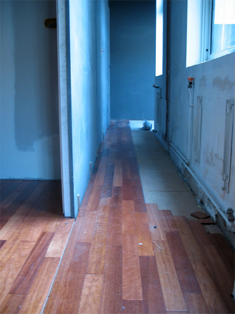 le parquet du couloir